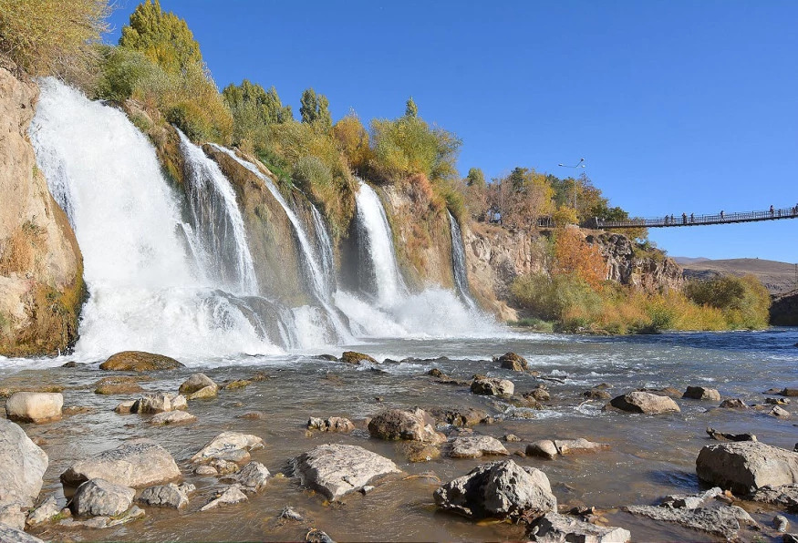 Daily Dogubeyazit & Mountains Tour from Van