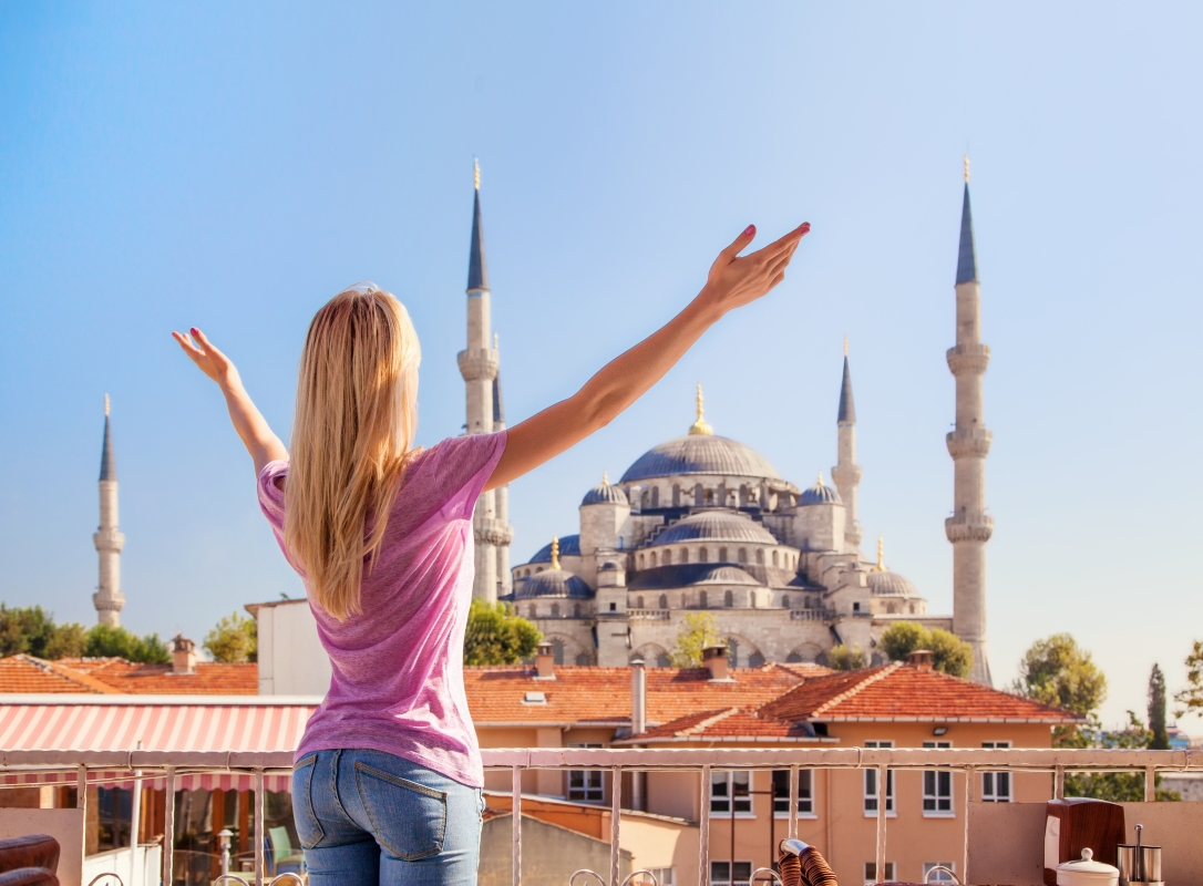 Stopover flight Istanbul City Tour from Airports (All Museums Included)