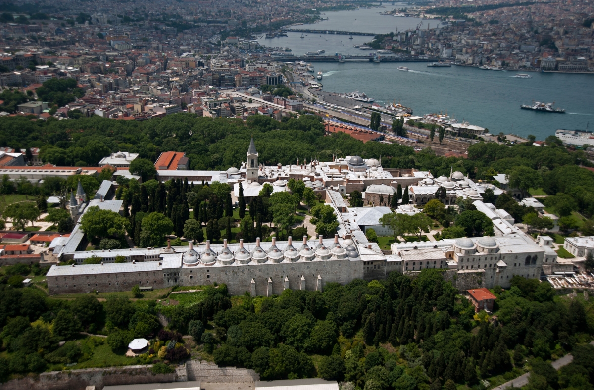 Stopover flight Istanbul City Tour from Airports (All Museums Included)